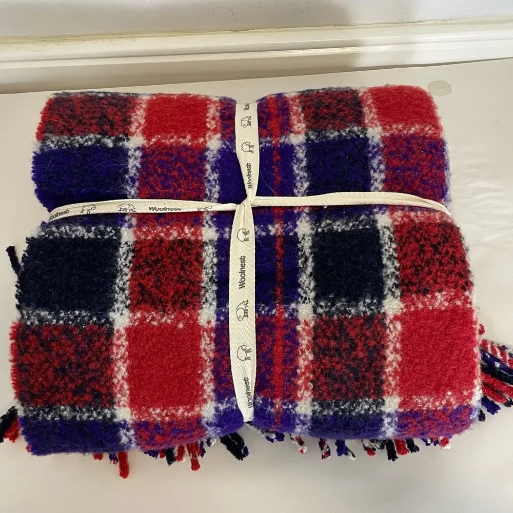 Woolnest The Alpine Chalet Plaid Wool Throw Blanket Portugal‎ Blue Red Plaid NEW